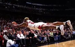 必一运动官网-每一个球员都在全力以赴地为团队踢球(每个队员踢足球的目标是)