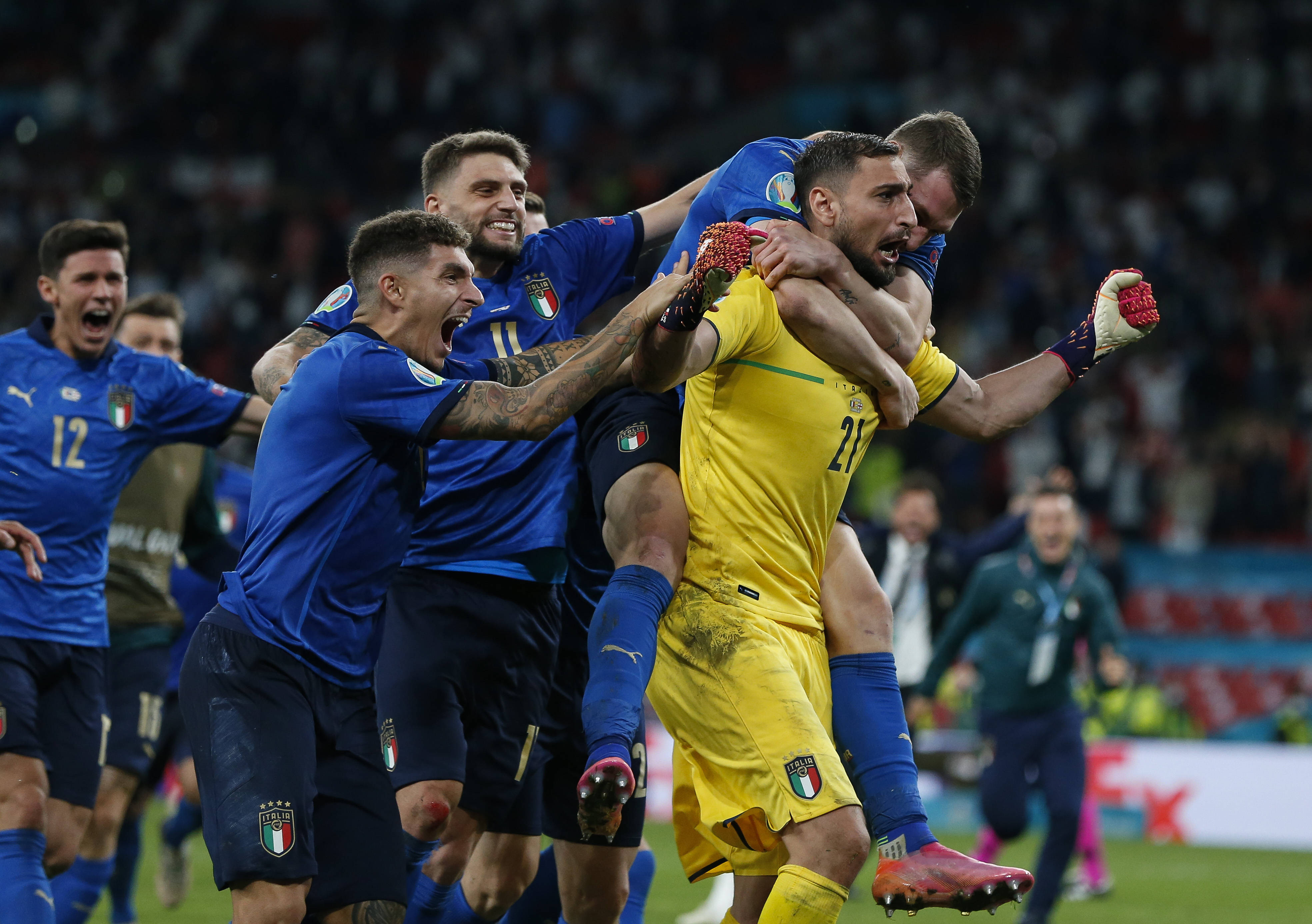 意大利国家队备战世界杯预选赛